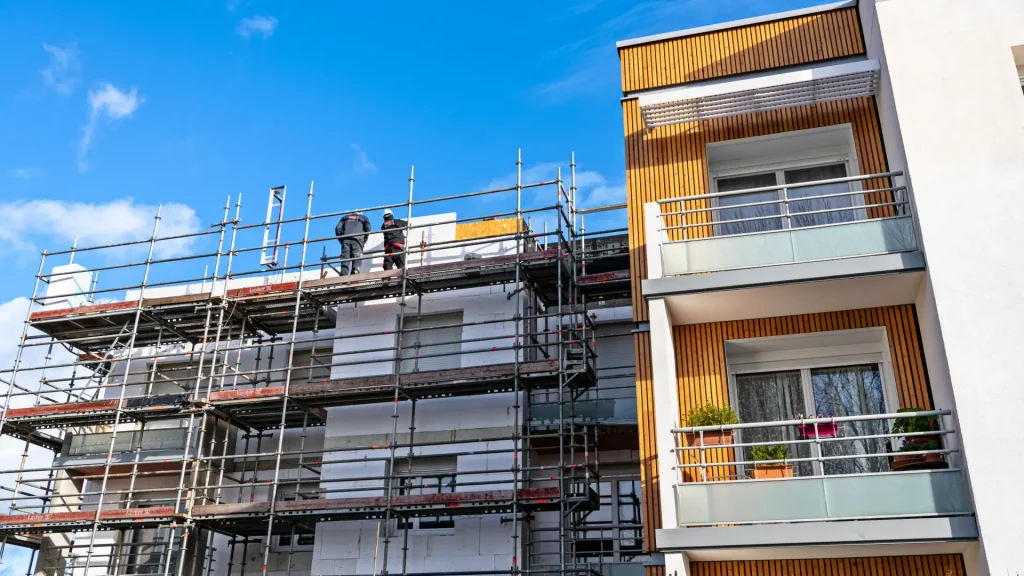 Honoraires syndic pour travaux à Vannes : guide complet 2026 pour copropriétaires 3 Négocier les honoraires syndic pour travaux